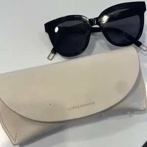 Gentle monster flatba sunglasses